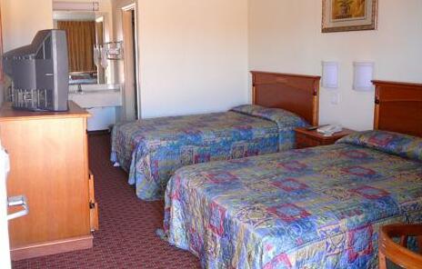 Airport Inn and Suites Houston - Photo4