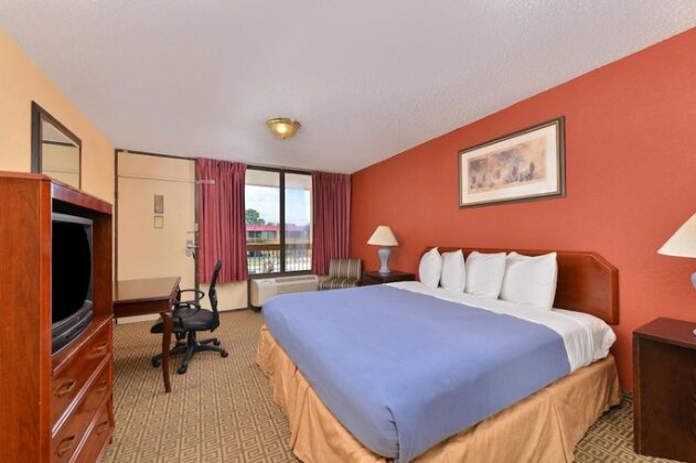 Americas Best Value Inn and Suites - Downtown Houston - Photo3