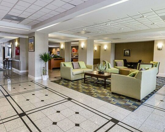 Comfort Inn & Suites Southwest Freeway at Westpark - Photo4