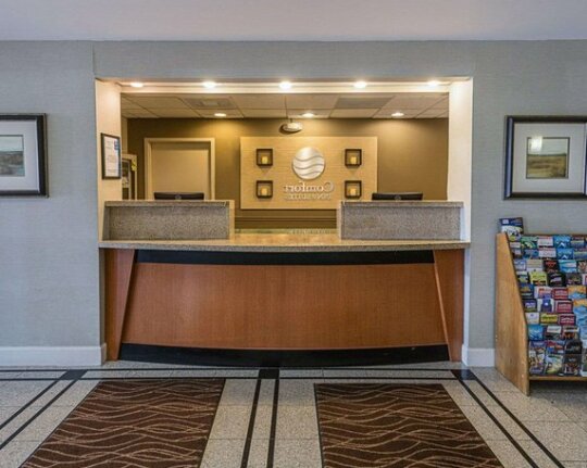 Comfort Inn & Suites Southwest Freeway at Westpark - Photo5