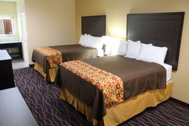 Express Inn and Suites - Photo2
