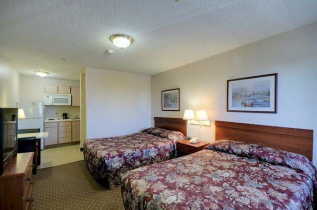 InTown Suites Extended Stay Houston/Clearlake - Photo3