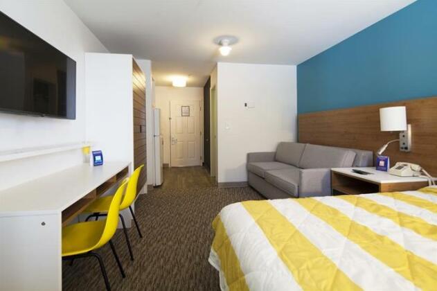 InTown Suites Extended Stay Houston/Webster - Photo2