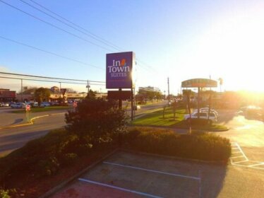 InTown Suites Extended Stay Houston/Webster