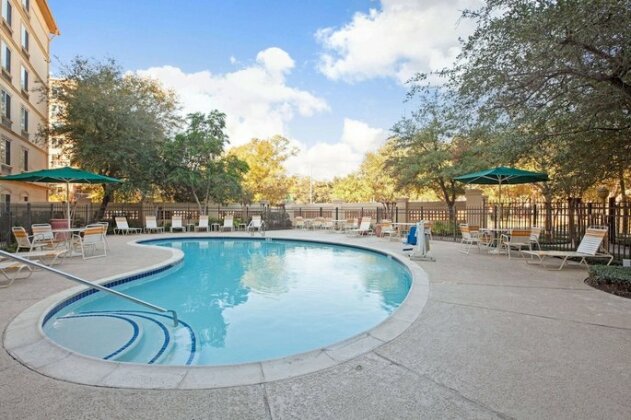 La Quinta Inn & Suites Houston Galleria Area - Photo2