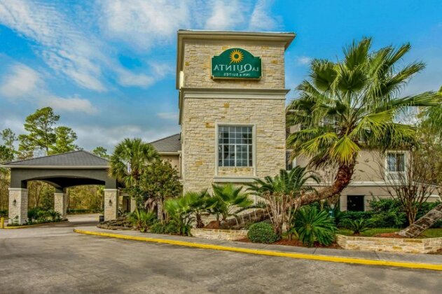 La Quinta Inn & Suites Houston Kingwood Medical - Photo3