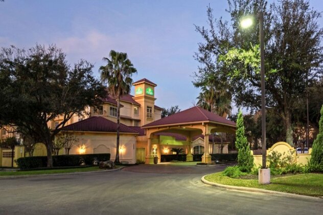 La Quinta Inn & Suites Houston West Park 10 - Photo5
