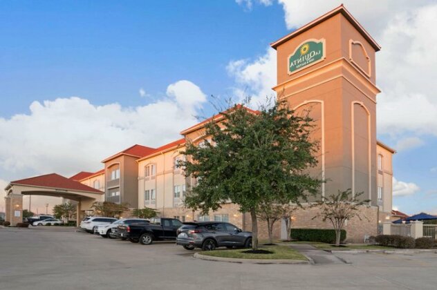 La Quinta Inn & Suites Houston Westchase - Photo2