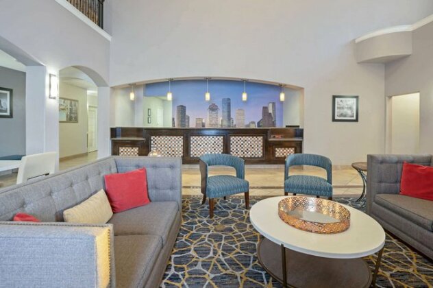 La Quinta Inn & Suites Houston Westchase - Photo4
