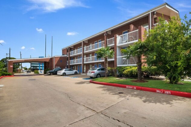 Motel 6 Houston - Brookhollow - Photo4