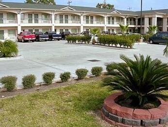 Mustang Inn and Suites Hobby Airport