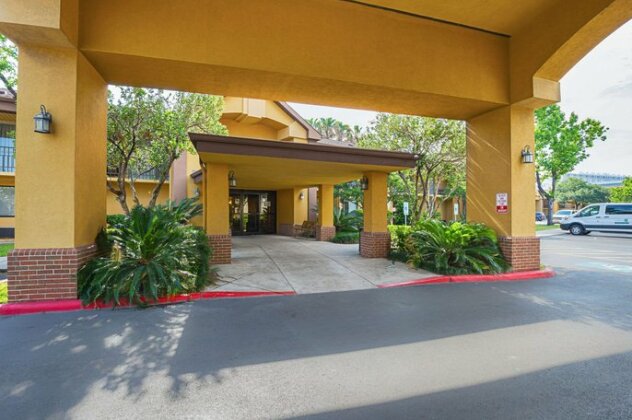 Quality Inn and Suites NRG Park - Medical Center - Photo3
