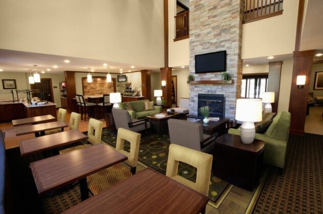Staybridge Suites By Holiday Inn Houston Ne Bush Iah Airport - Photo2