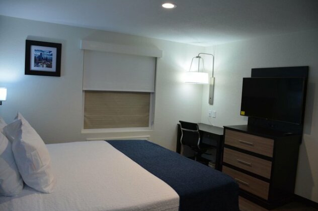 SureStay Plus Hotel by Best Western Humble - Photo4