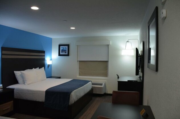 SureStay Plus Hotel by Best Western Humble - Photo5