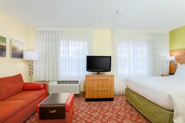 TownePlace Suites Houston Brookhollow - Photo2
