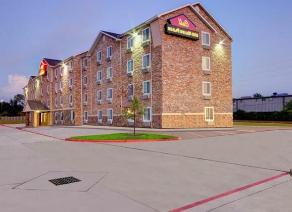 WoodSpring Suites Houston I-10 West - Photo5