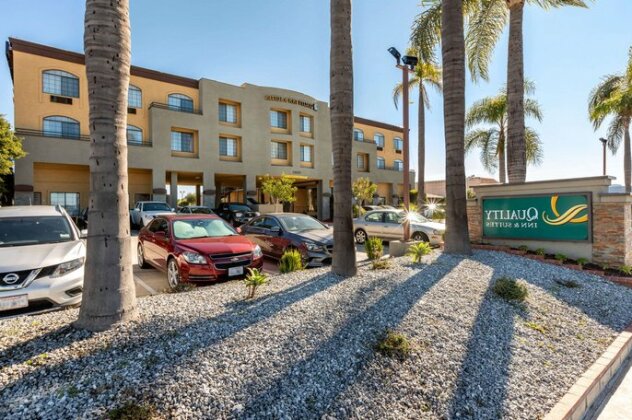 Quality Inn & Suites Huntington Beach - Fountain Valley - Photo2