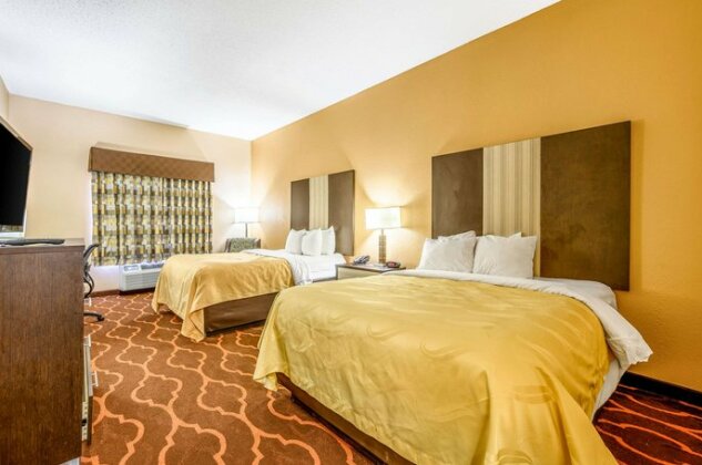 Quality Inn & Suites Huntsville - Photo5