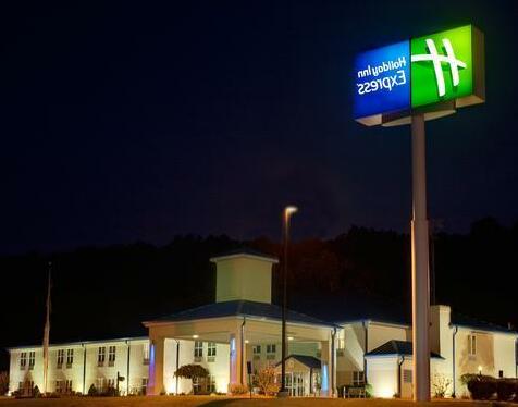 Holiday Inn Express Hurricane Mills Waverly - Photo2