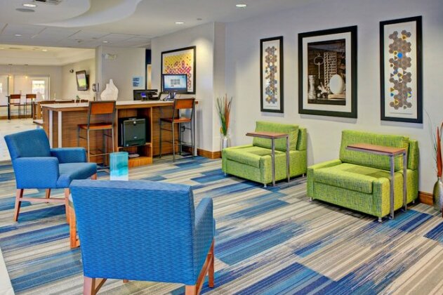 Holiday Inn Express Hotel & Suites Austin NE-Hutto - Photo5