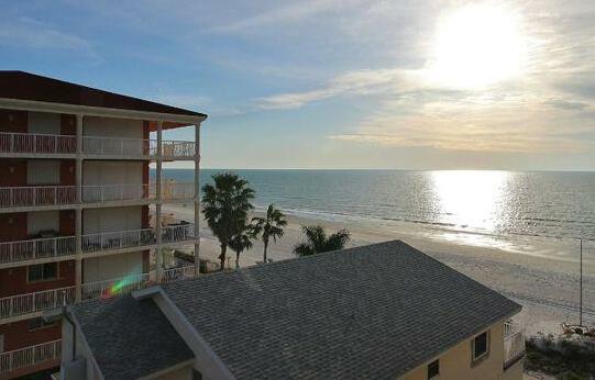 Shore 502 3 Br condo by RedAwning - Photo4