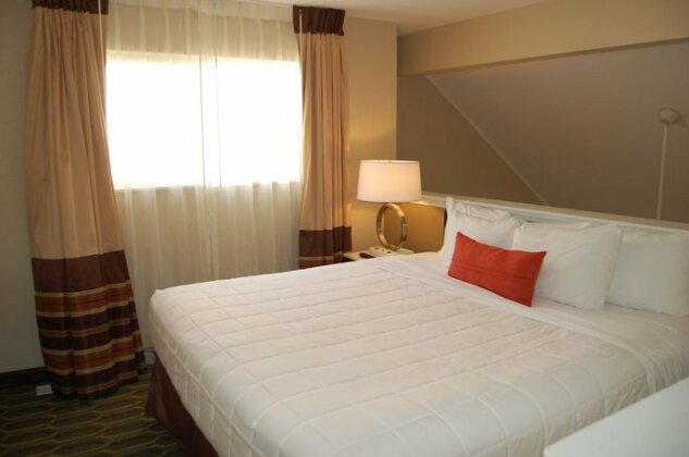 Hawthorn Suites by Wyndham Indianapolis - Photo4