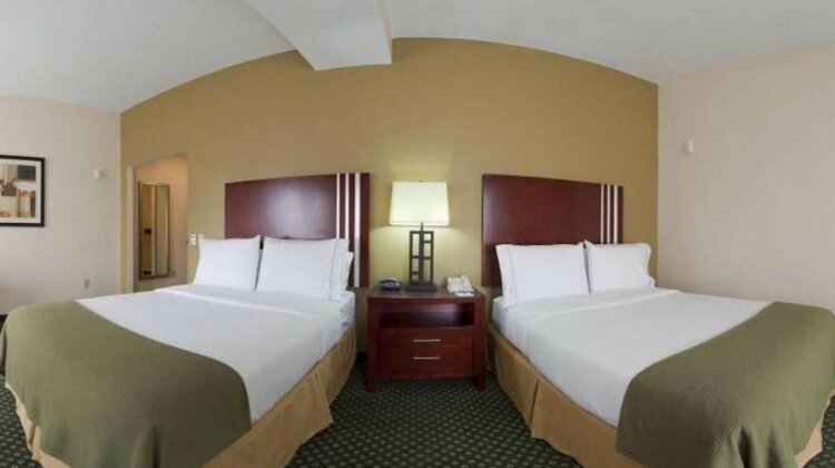 Holiday Inn Express Hotel & Suites Indianapolis - East - Photo5