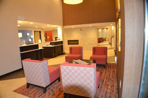 Holiday Inn Express Hotel & Suites Indianapolis W - Airport Area - Photo3