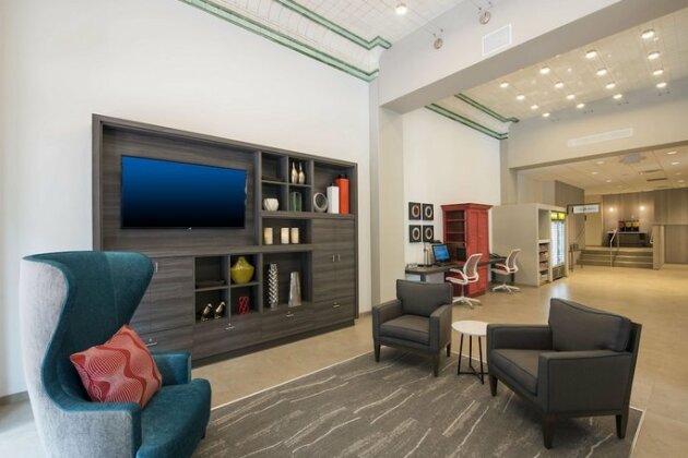 Home2 Suites by Hilton Indianapolis Downtown - Photo5