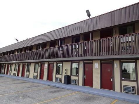 Red Roof Inn Indianapolis - Castleton - Photo3
