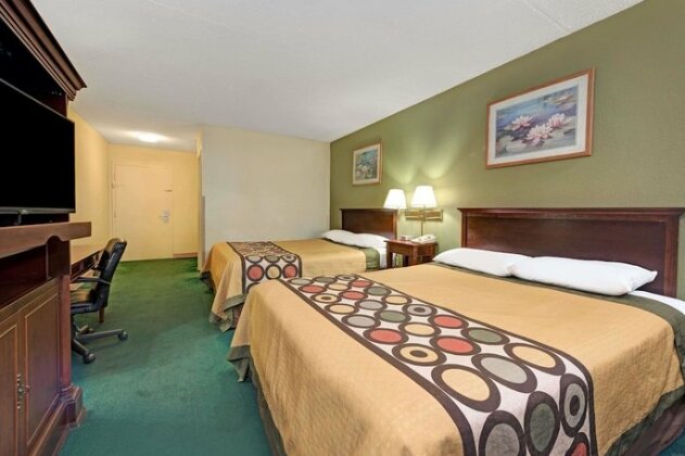 Super 8 by Wyndham Indianapolis South - Photo5