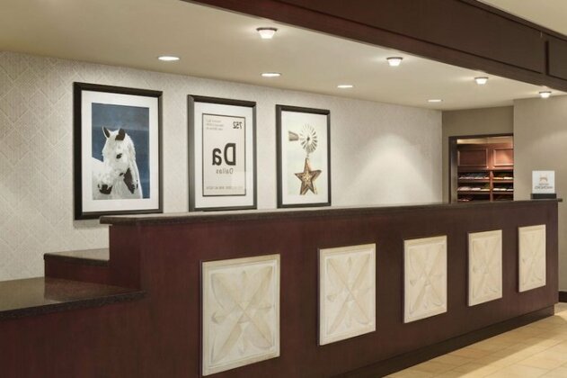 DoubleTree DFW Airport North - Photo4