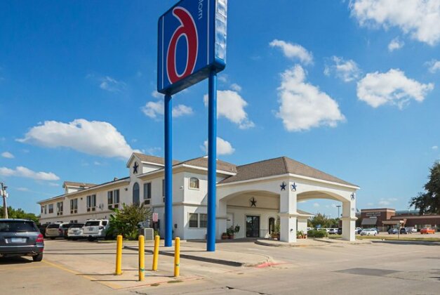 Motel 6 Dallas-DFW Airport South - Photo5