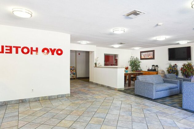 OYO Hotel Irving DFW Airport South - Photo3