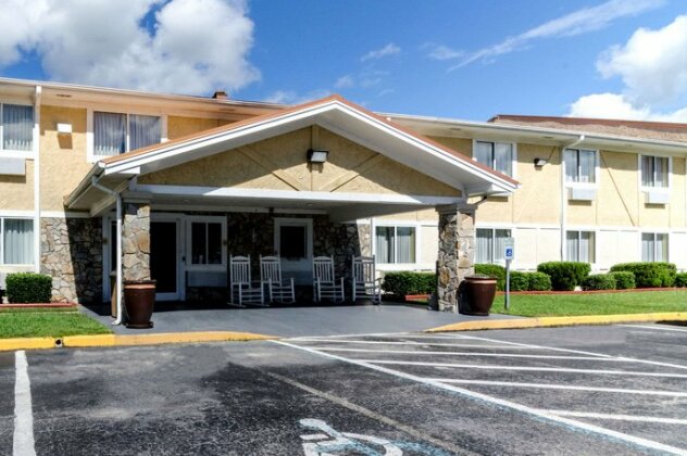 Rodeway Inn & Suites Jacksonville - Photo3
