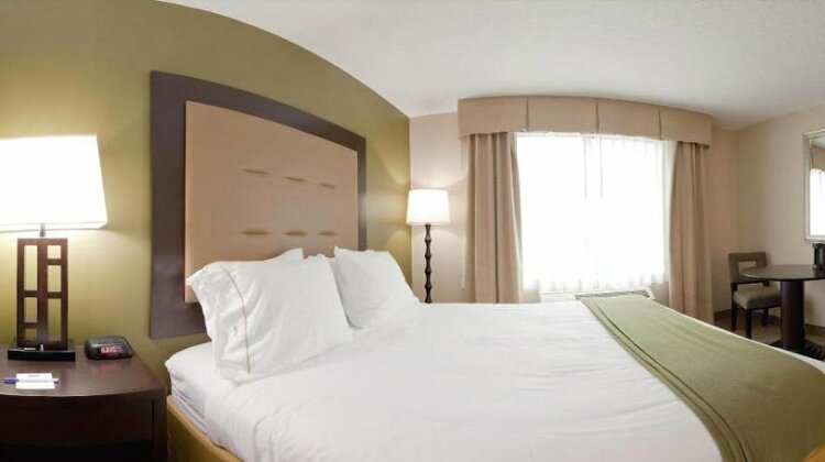 Holiday Inn Express Hotel & Suites Jacksonville - Mayport / Beach - Photo5