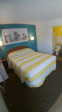 InTown Suites Extended Stay Jacksonville FL - Arlington - Photo4