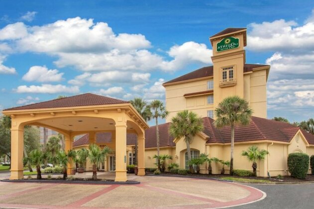 La Quinta Inn & Suites Jacksonville Butler Boulevard - Photo2