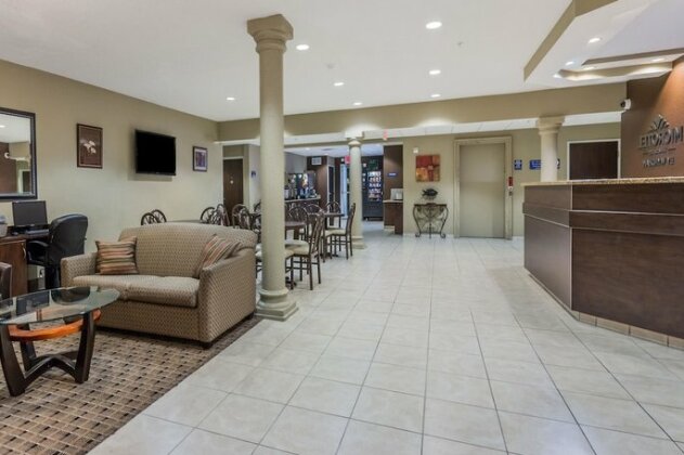 Microtel Inn & Suites by Wyndham Jacksonville Airport - Photo2