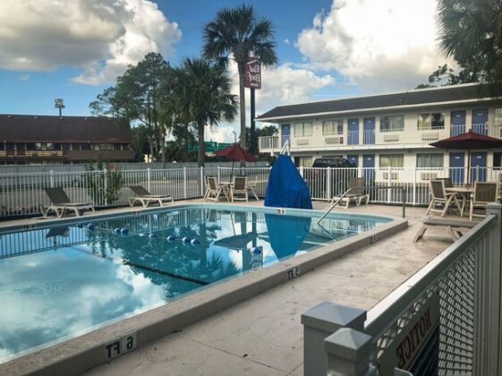 Motel 6 Jacksonville - Orange Park - Photo2