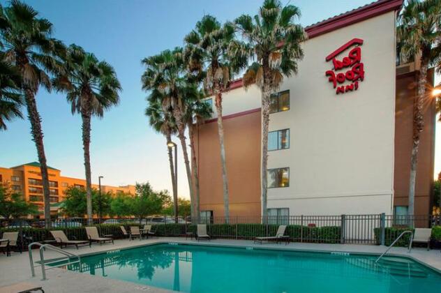 Red Roof Inn PLUS+ Jacksonville - Southpoint