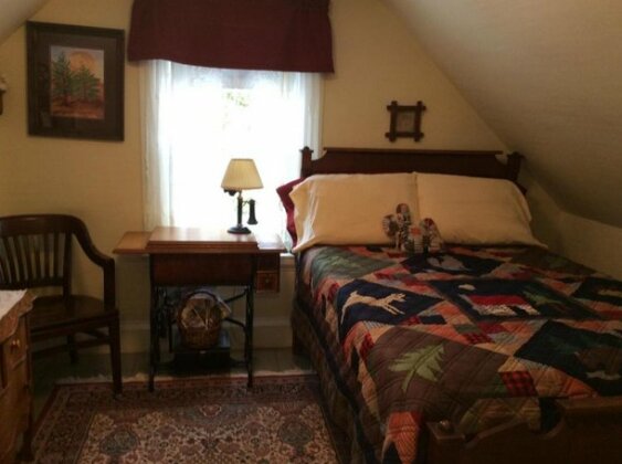 Clary Lake Bed and Breakfast - Photo4