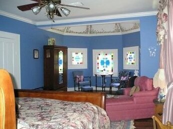 Benefield House Bed & Breakfast - Photo5