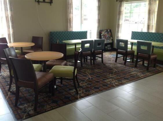 Executive Inn and Suites Jefferson - Photo2