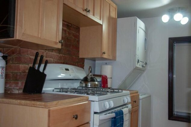 Cozy Private Studio Apartment 14 min away from Manhattan sleeps 4 2 Beds - Photo3