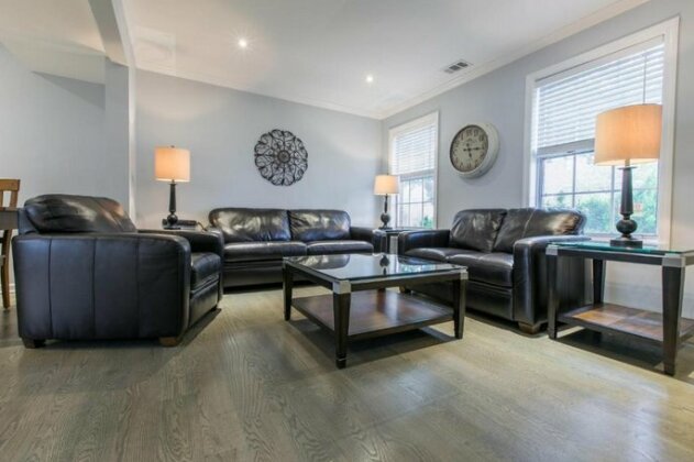 NEW - 7 Minutes to the World Trade Center 3 Bedroom 2 5 Bathroom 220 - Photo2