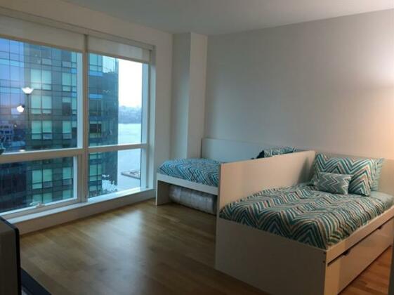 Royal Suites at Exchange Place - Photo4