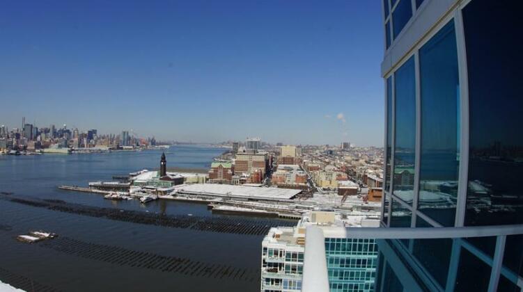 Ultra Modern Suites Facing Manhattan Skyline Jersey City
