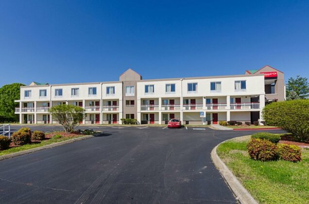 Econo Lodge Inn and Suites Johnson City - Photo4